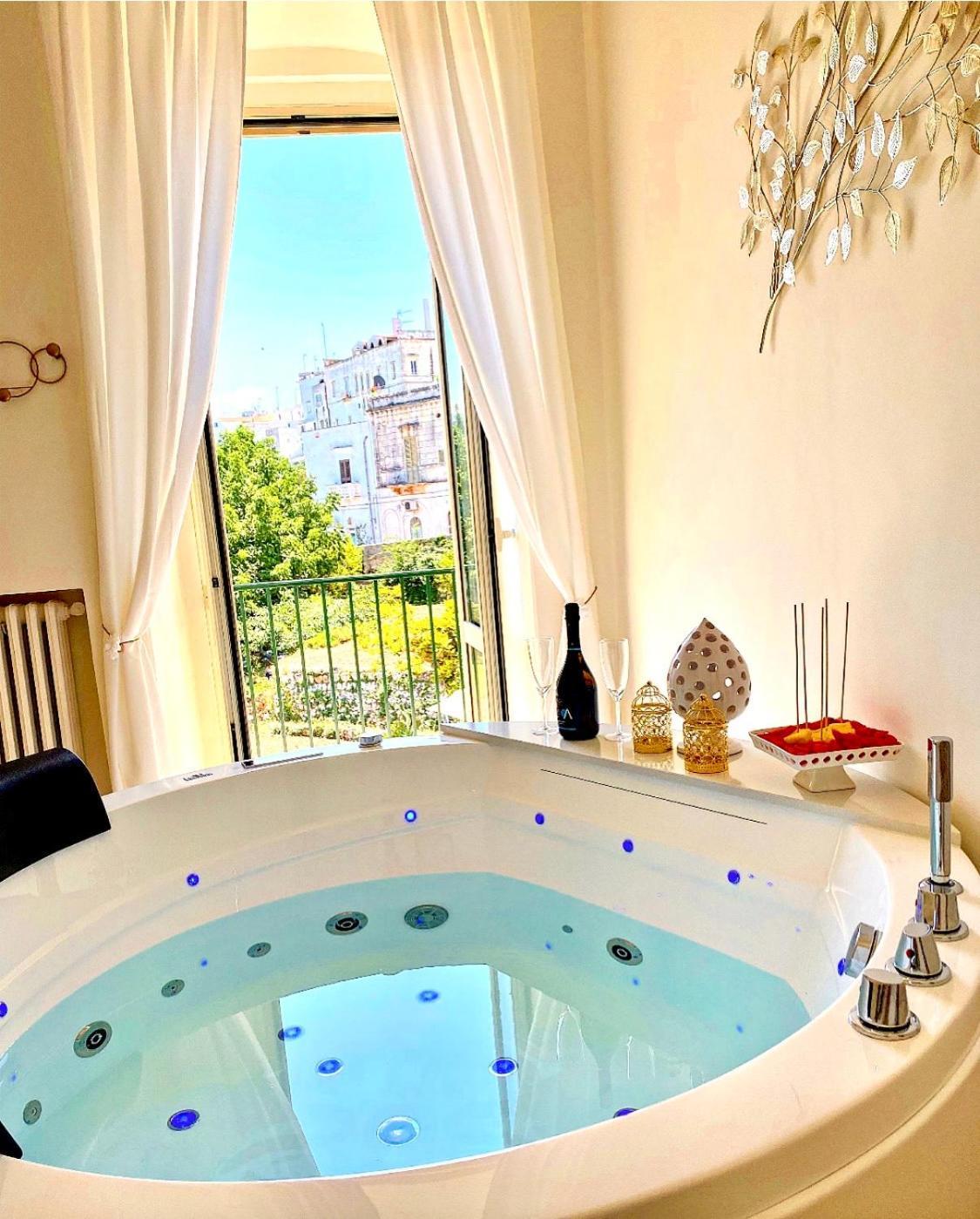 Suite La Terrazza Di Don Peppino 오스투니 외부 사진